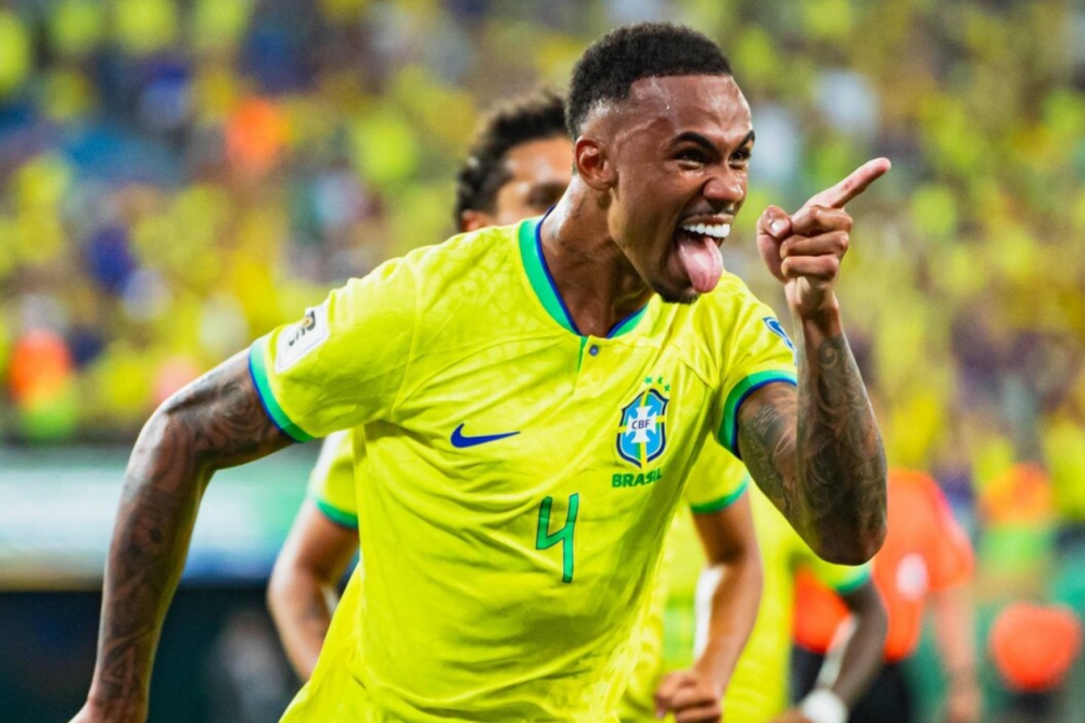  内马尔在FPX比赛中大胜，爆冷引发热议！